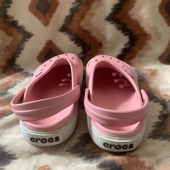 Pink crocs - Picture 4 of 8